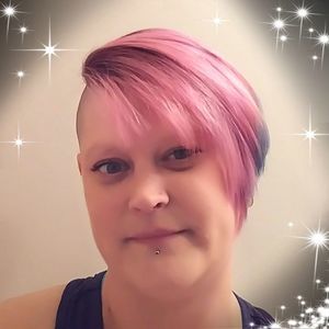 Meet your Posher, Stacie